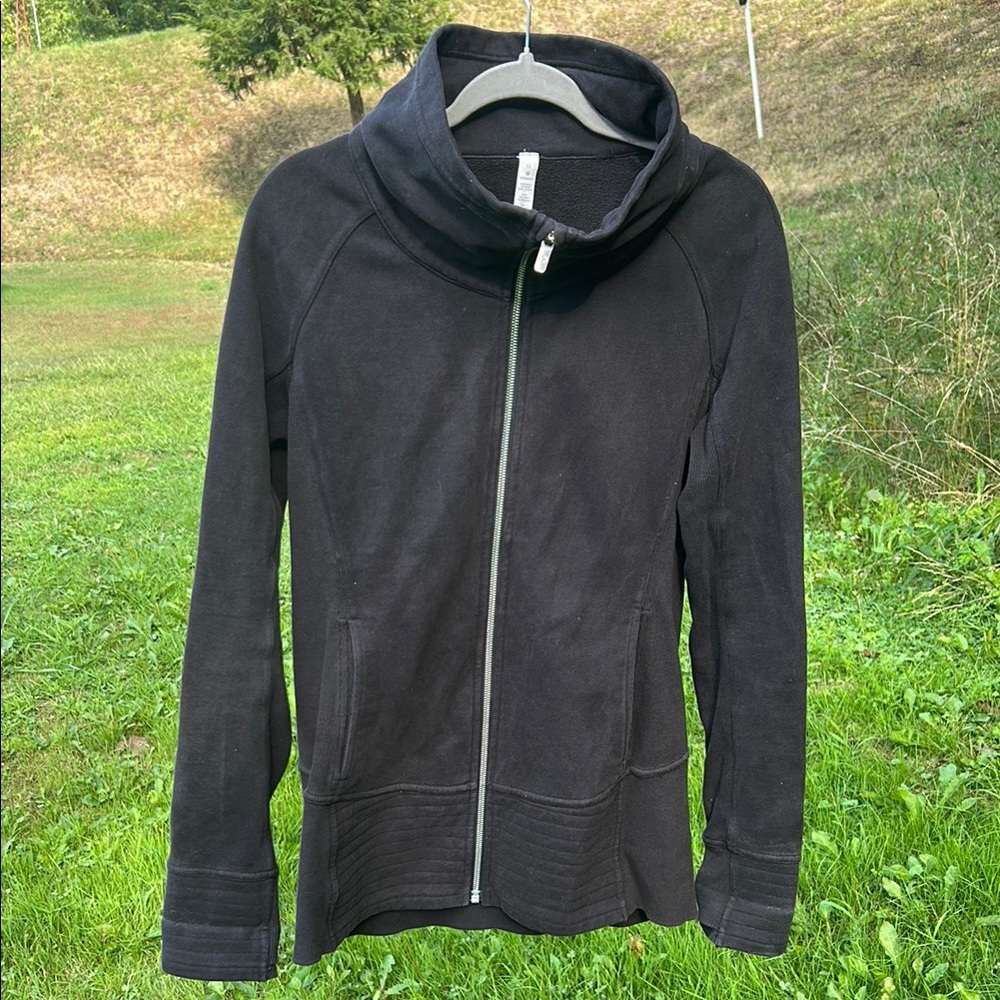 Lululemon Women's Black Full Zip Scuba Jacket